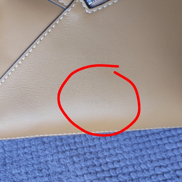 Loewe Large Puzzle Edge In Tan - Picture 14 of 15